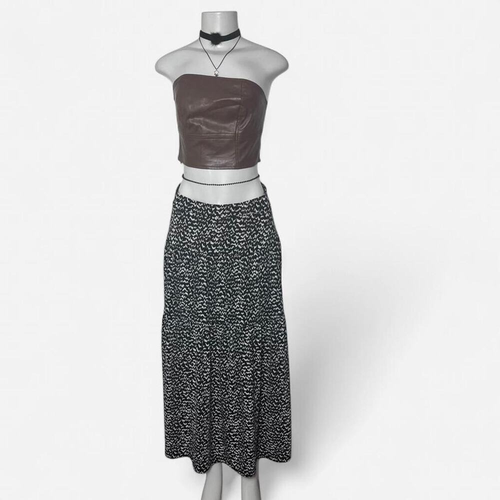 tiered maxi skirt Medium boho all over print spring summer geometric Flowy M